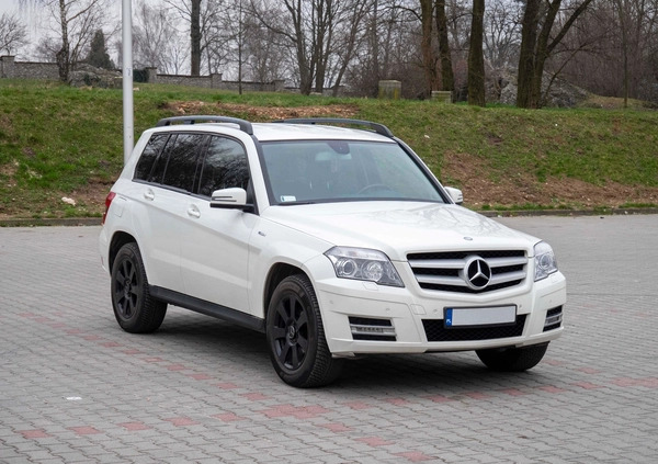 Mercedes-Benz GLK cena 48900 przebieg: 268500, rok produkcji 2010 z Kielce małe 172